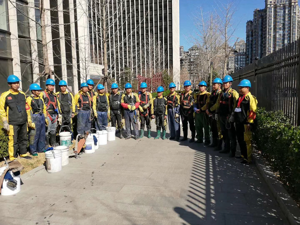 河南康顺佳：用环保科技守护高楼洁净(大楼清洗)，20 年大楼清洗专业沉淀