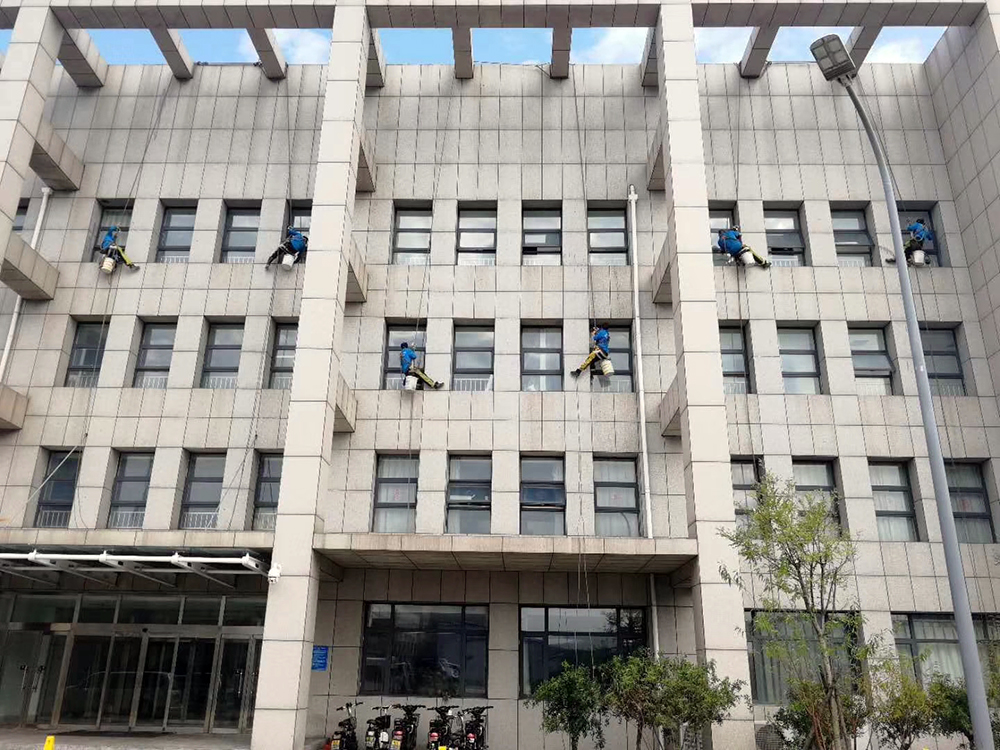 靠谱大楼清洗，找康顺佳